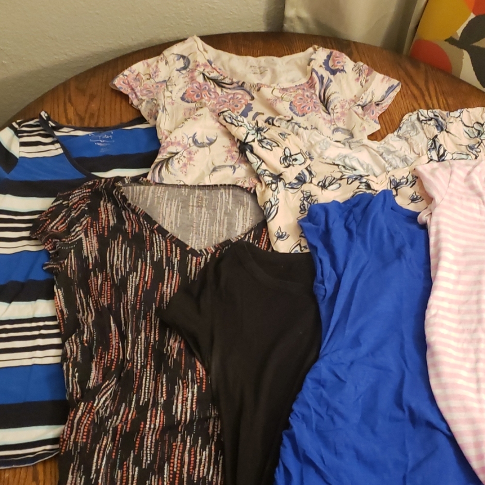 7 Maternity Tees